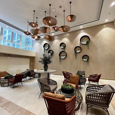 Park Mckinley West Bgc Apartment Taguig Exterior photo