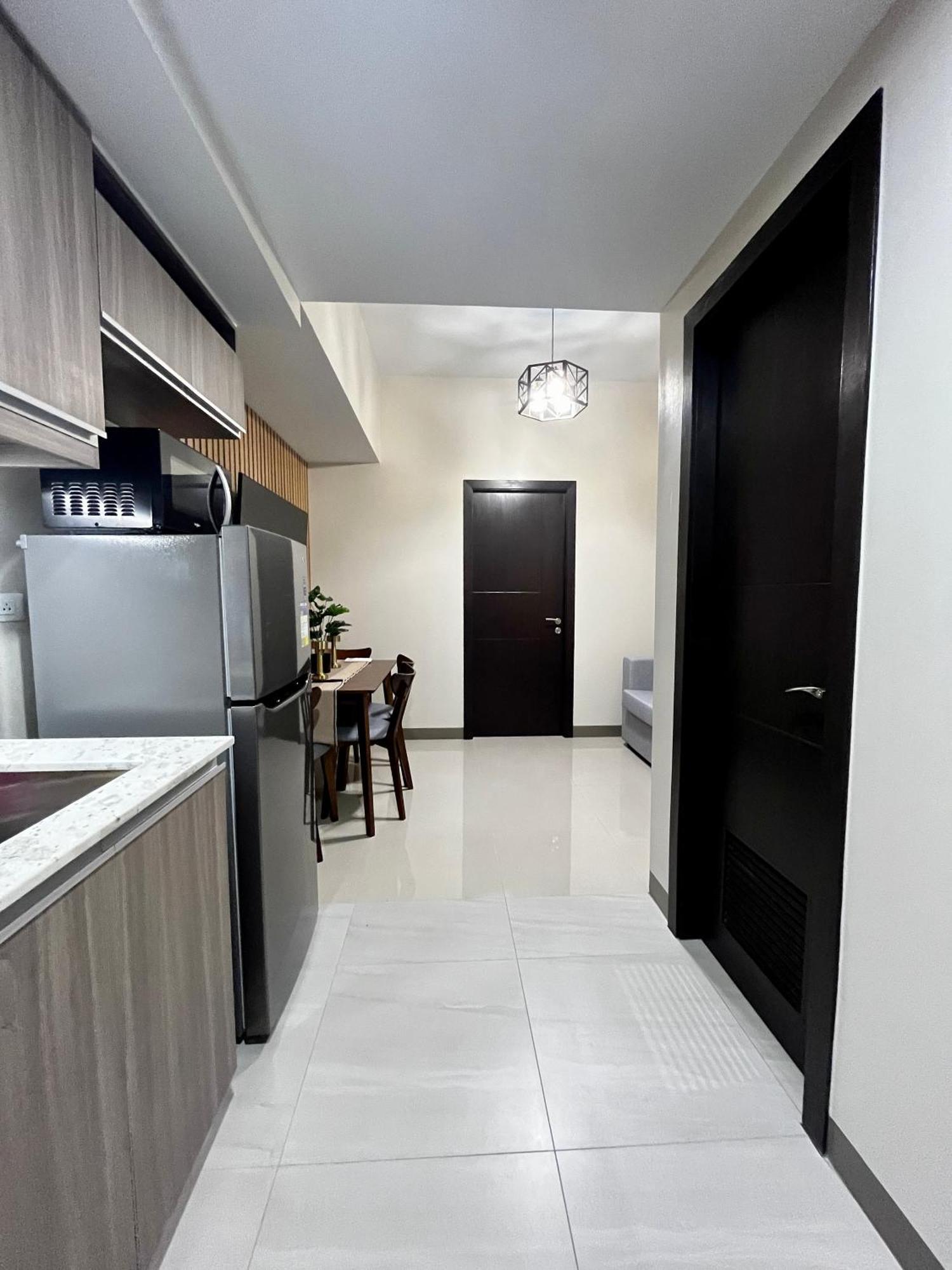 Park Mckinley West Bgc Apartment Taguig Exterior photo
